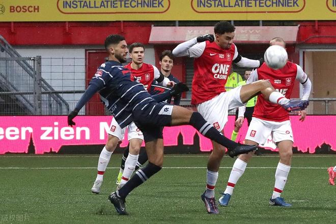 也是对过去 也是对过去