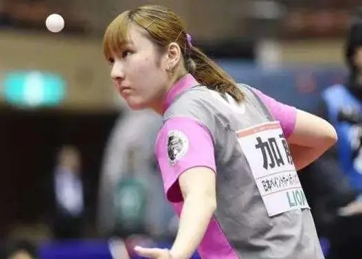 表现突出的 表现突出的